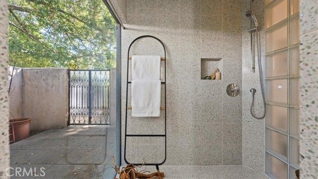 460 University Circle, Claremont, CA 91711