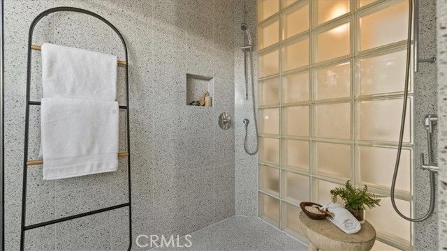 460 University Circle, Claremont, CA 91711