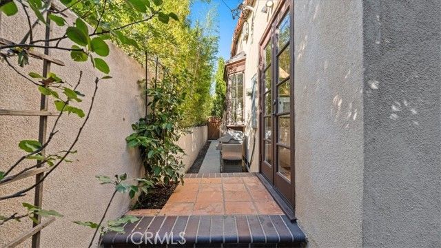 460 University Circle, Claremont, CA 91711