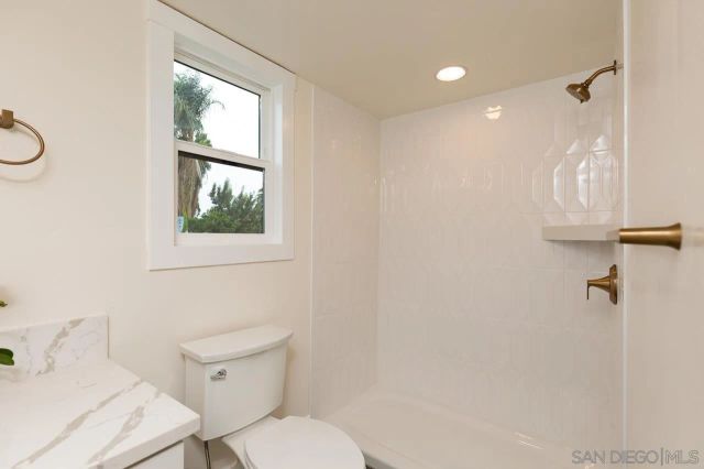 3892 Bass St., La Mesa, CA 91941