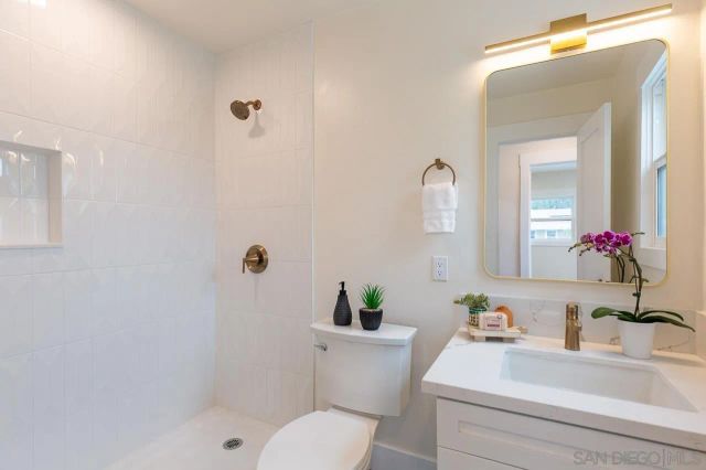 3892 Bass St., La Mesa, CA 91941