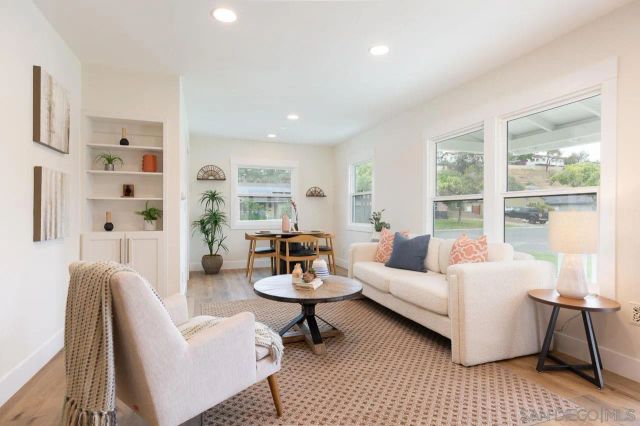 3892 Bass St., La Mesa, CA 91941