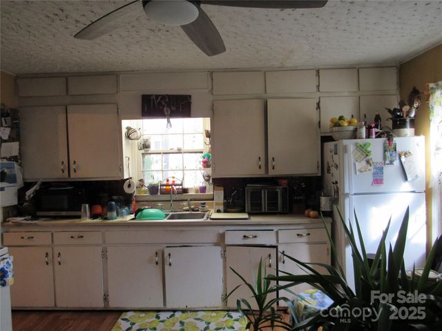 1144 Montreat Road, Black Mountain, NC 28711