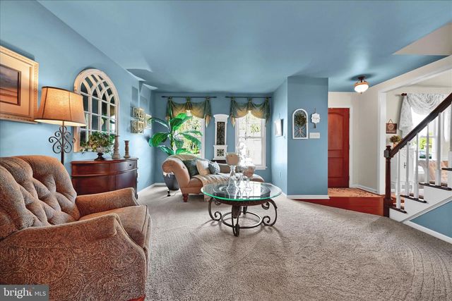 1840 KRYSTLE DR, Lancaster, PA 17602