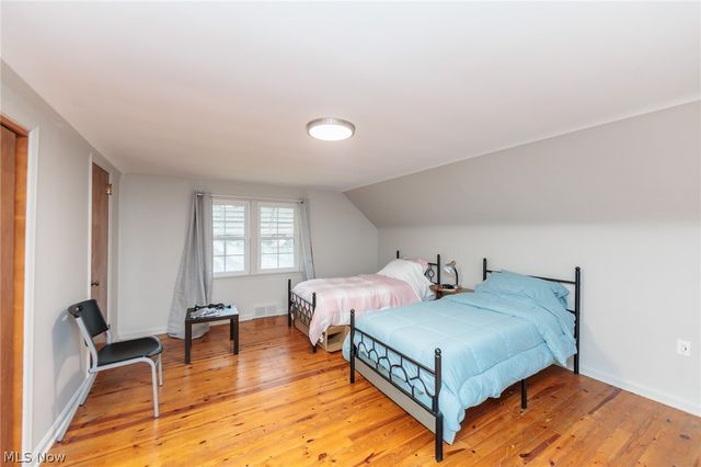 2071 Wrenford Road, South Euclid, OH 44121