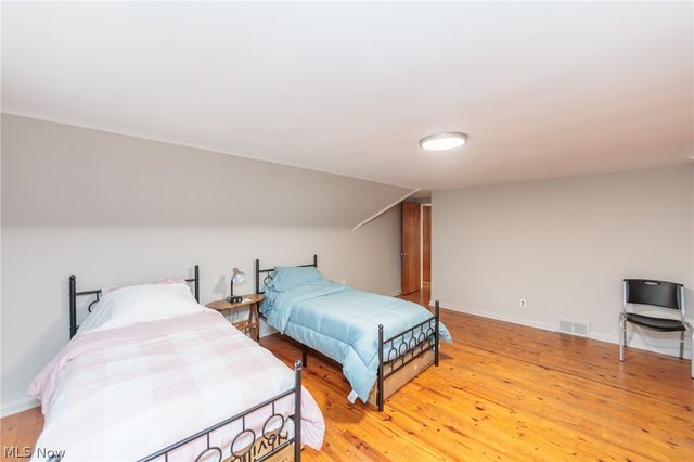 2071 Wrenford Road, South Euclid, OH 44121