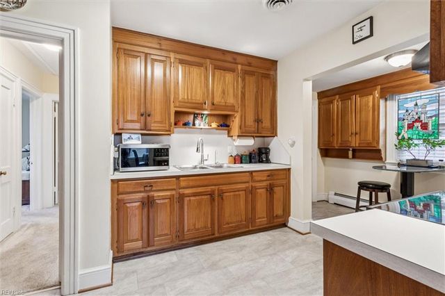 6661 Gloucester ST, Gloucester, VA 23061