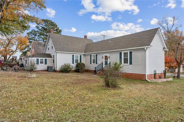 6661 Gloucester ST, Gloucester, VA 23061