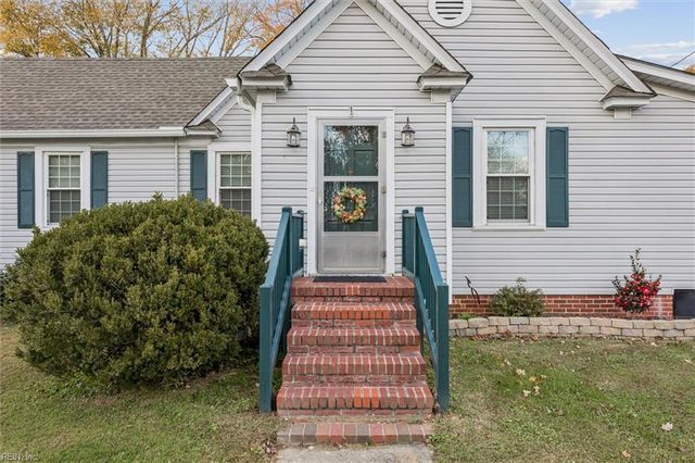 6661 Gloucester ST, Gloucester, VA 23061