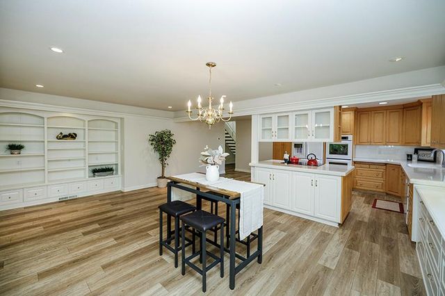 7004 Hillcrest Dr, Modesto, CA 95356