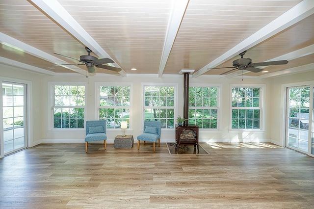 7004 Hillcrest Dr, Modesto, CA 95356