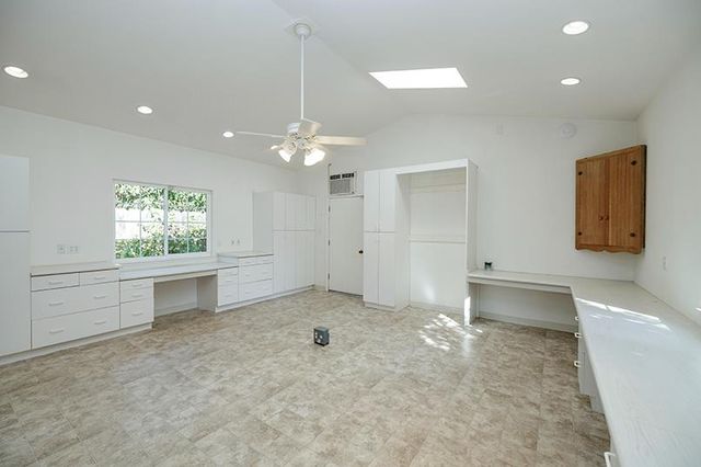 7004 Hillcrest Dr, Modesto, CA 95356