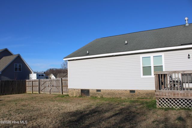 212 Sunridge Lane, Pikeville, NC 27863