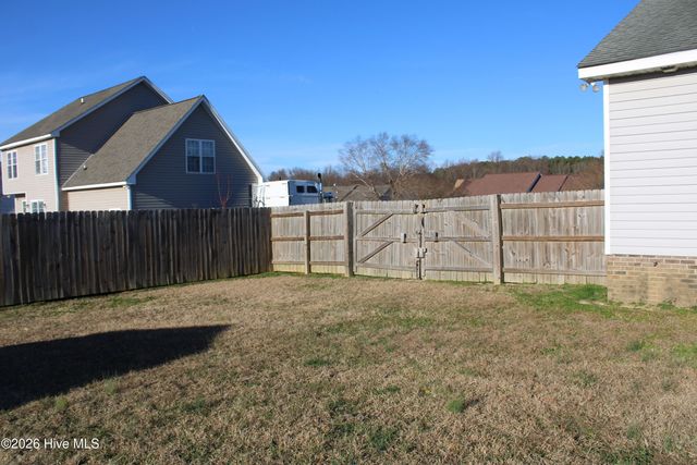 212 Sunridge Lane, Pikeville, NC 27863