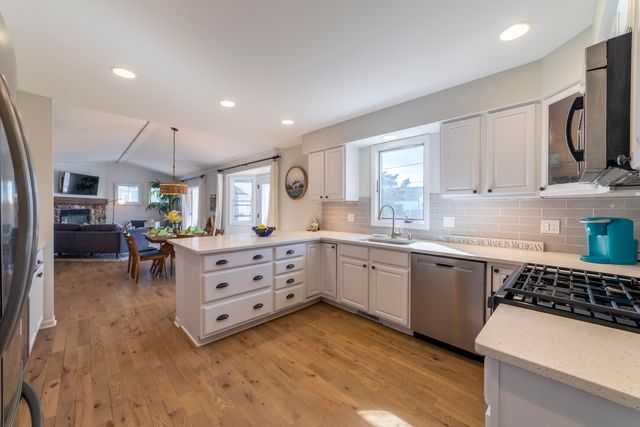 16344 Blossom Lane, Union Pier, MI 49129