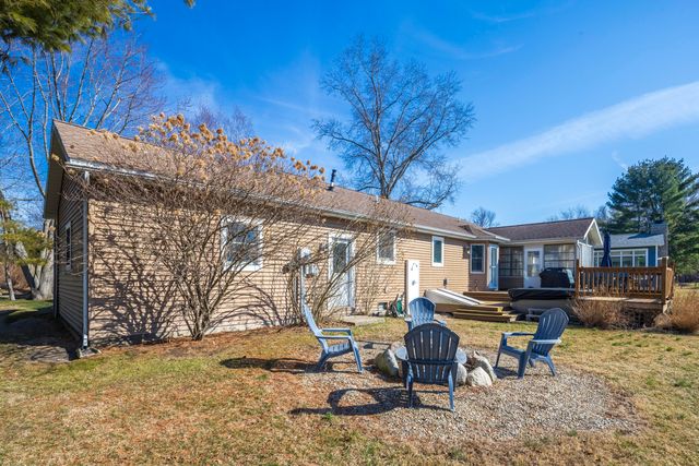 16344 Blossom Lane, Union Pier, MI 49129