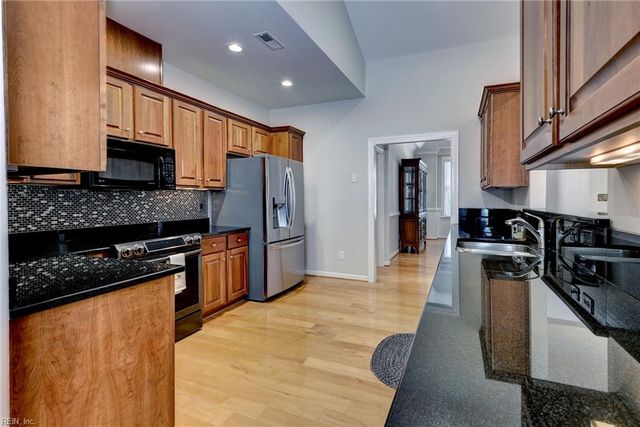 9101 Green Apple WAY, Toano, VA 23168