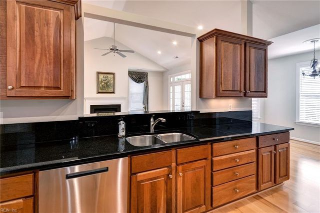 9101 Green Apple WAY, Toano, VA 23168