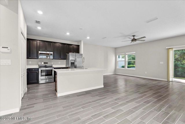 1651 POTTSBURG POINT Drive, Jacksonville, FL 32207