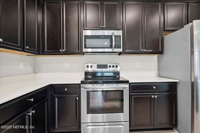 1651 POTTSBURG POINT Drive, Jacksonville, FL 32207