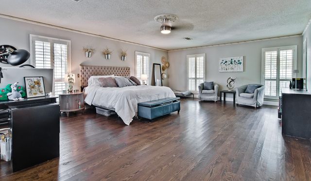 9027 Mercer Drive, Dallas, TX 75228