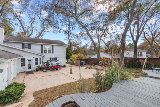 9027 Mercer Drive, Dallas, TX 75228