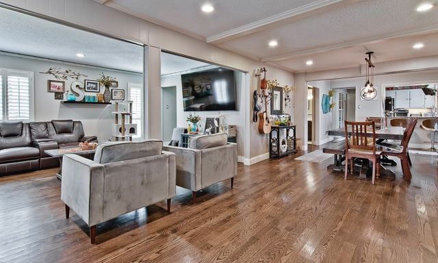 9027 Mercer Drive, Dallas, TX 75228