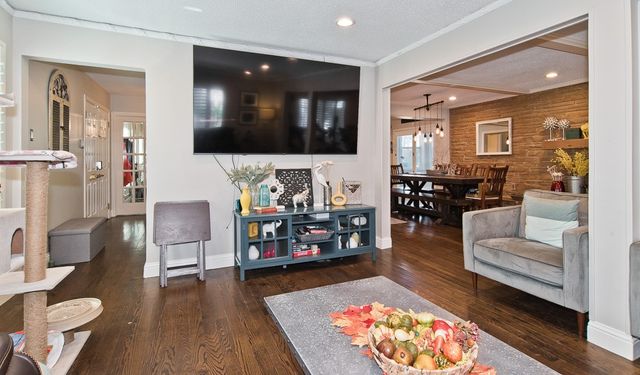 9027 Mercer Drive, Dallas, TX 75228