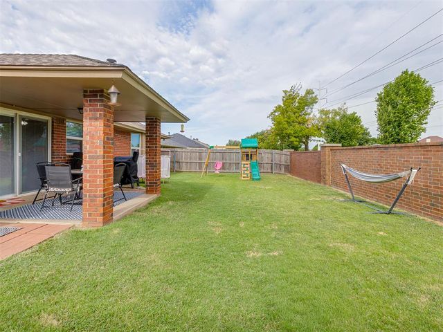 1617 Pinnacle Lane, Edmond, OK 73003