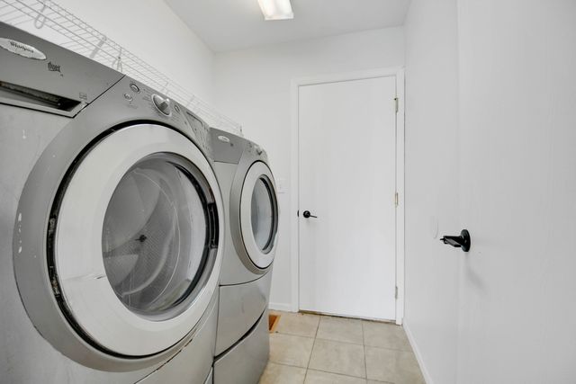 275 Clifton Lane, Bolingbrook, IL 60440