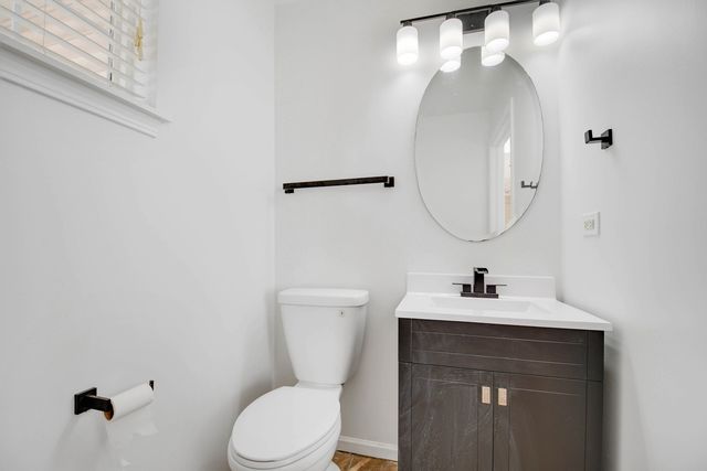 275 Clifton Lane, Bolingbrook, IL 60440