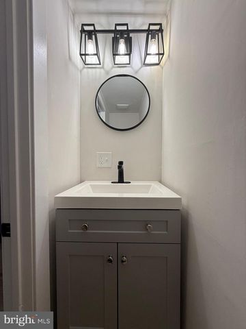 1263 S MERRIMAC RD, Camden, NJ 08104