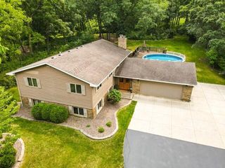 21531 81st STREET, Bristol, WI 53104