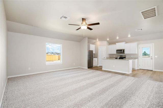 5441 Bayler Drive, Tuttle, OK 73089