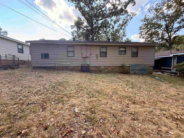 54 Purdue Circle, Little Rock, AR 72204