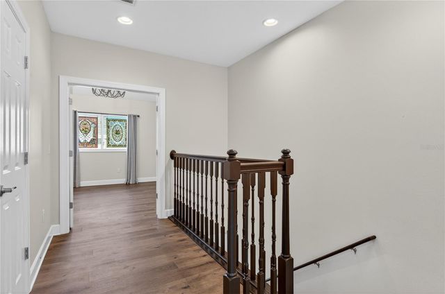 205 49TH AVENUE N, St Petersburg, FL 33703