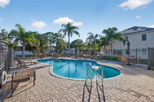 205 49TH AVENUE N, St Petersburg, FL 33703