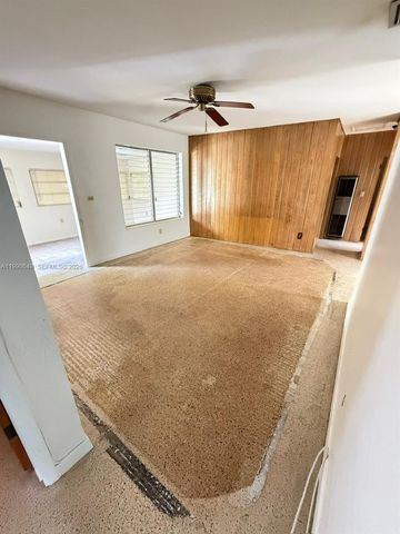 11370 SW 186th St, Miami, FL 33157