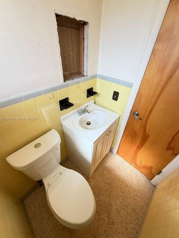 11370 SW 186th St, Miami, FL 33157