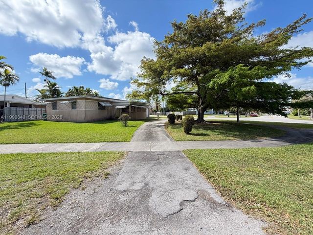 11370 SW 186th St, Miami, FL 33157