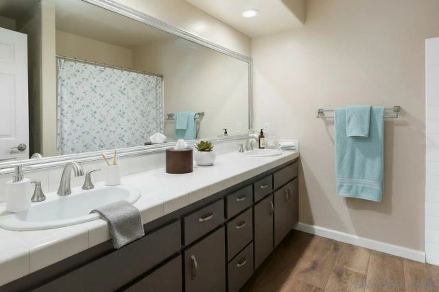 580 Camino de la Reina 321, San Diego, CA 92108
