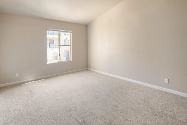 580 Camino de la Reina 321, San Diego, CA 92108