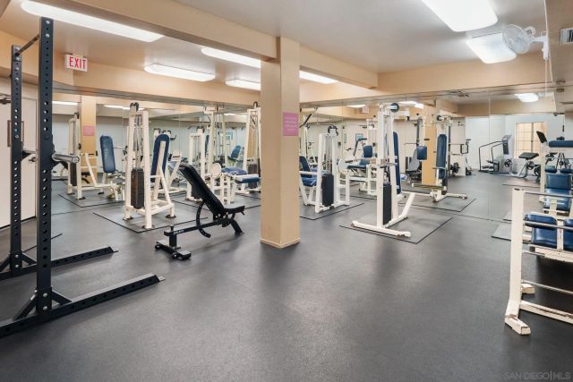 580 Camino de la Reina 321, San Diego, CA 92108