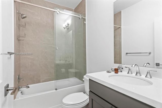 4518 E Aqua Bella Ln 4518, Dania Beach, FL 33312