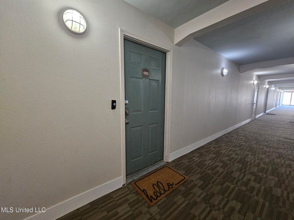 2046 Beach Boulevard, C311, Biloxi, MS 39531