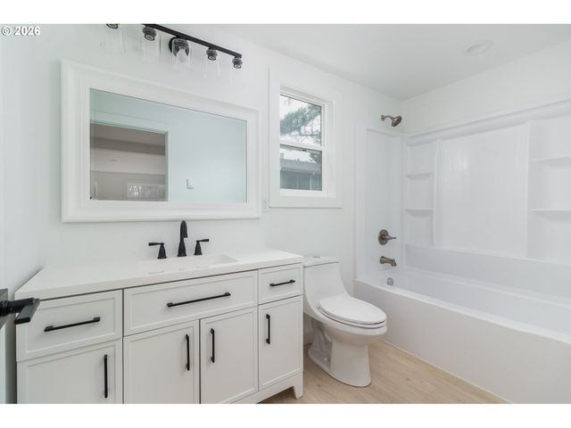 5670 JASMINE Ave, Cloverdale, OR 97112