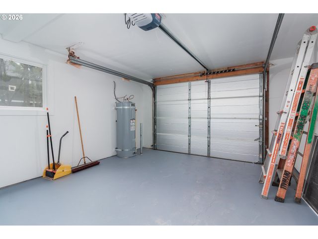 5670 JASMINE Ave, Cloverdale, OR 97112