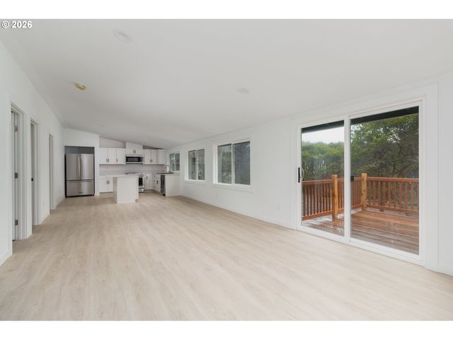 5670 JASMINE Ave, Cloverdale, OR 97112