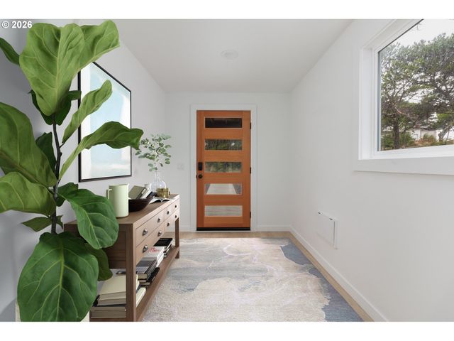 5670 JASMINE Ave, Cloverdale, OR 97112