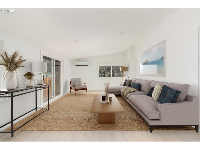 5670 JASMINE Ave, Cloverdale, OR 97112